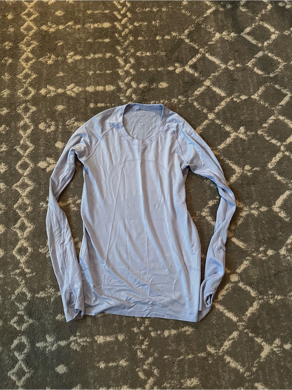 Lululemon swiftly tech long sleeve - size 8